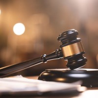 Les spécificités des commissaires-priseurs